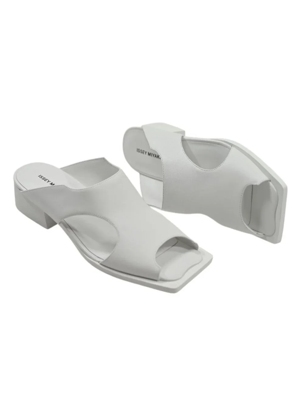 Issey Miyake x United Nude Fin Shoe in White